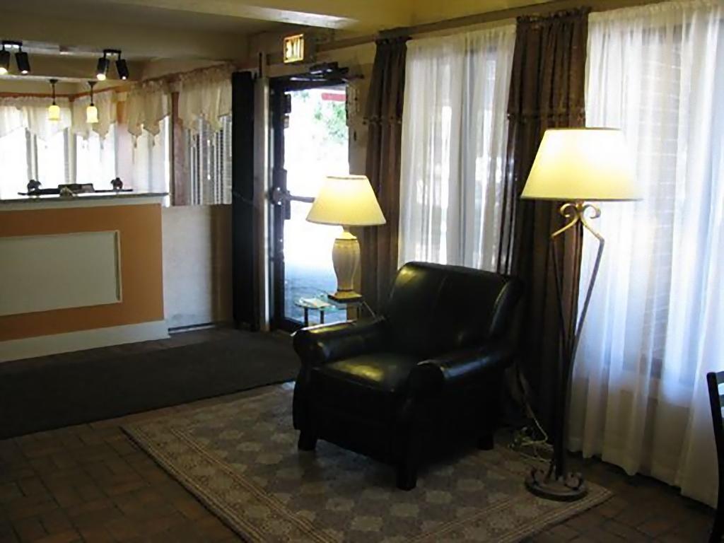 America Best Value Inn Webster City Экстерьер фото