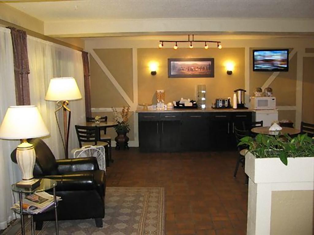America Best Value Inn Webster City Экстерьер фото