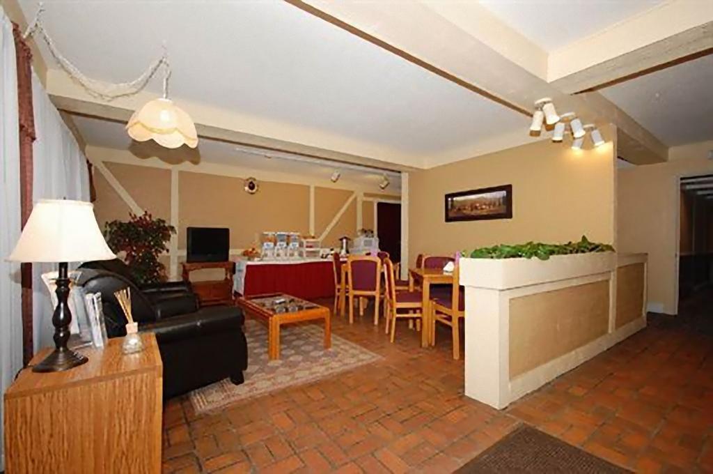 America Best Value Inn Webster City Экстерьер фото
