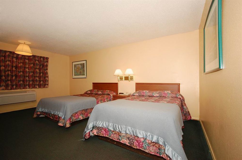 America Best Value Inn Webster City Экстерьер фото